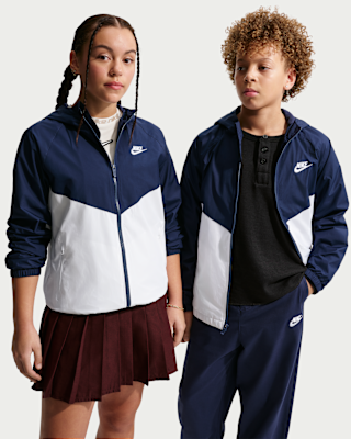Детская куртка Nike Sportswear Windrunner Big Kids' Hooded Repel для бега