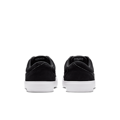 Tenis para mujer Nike Charge Suede