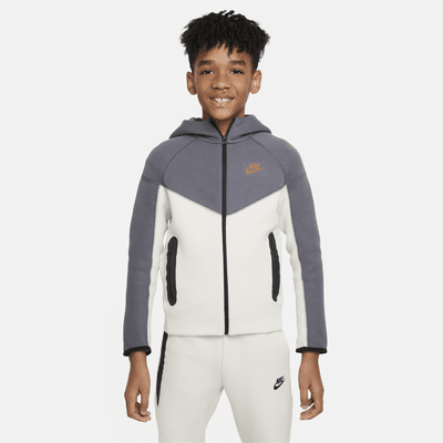 Nike Sportswear Tech Fleece hosszú cipzáras, kapucnis pulóver nagyobb gyerekeknek (fiúknak)