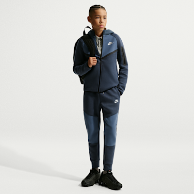 Nike Sportswear Tech Fleece Older Kids' Full-Zip Hoodie