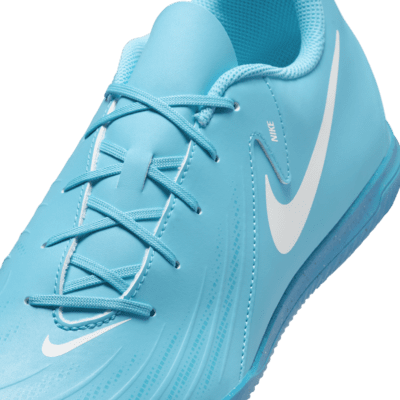 Nike Phantom GX 2 Club IC Low-Top Football Shoes