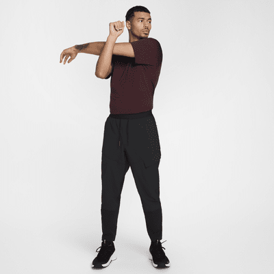 Nike A.P.S. Pants de estilo funcional Dri-FIT ADV versátiles para hombre