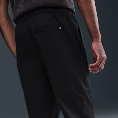 Nike Club Men's Woven Tapered Trousers