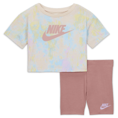 $25 - $50 Rosa. Nike US
