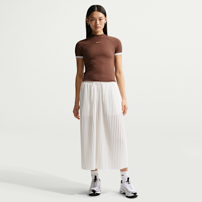 Nike Sportswear Women's Slim Short-Sleeve Top