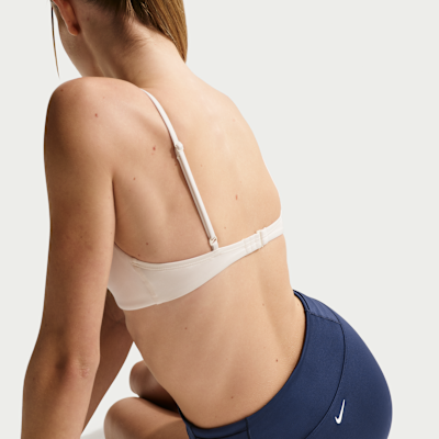 Parte abajo de traje de baño de tiro alto para mujer Nike Swim Effortless Essential