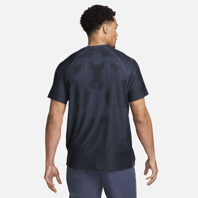 Nike A.P.S. Men's Dri-FIT ADV Short-Sleeve Versatile Top