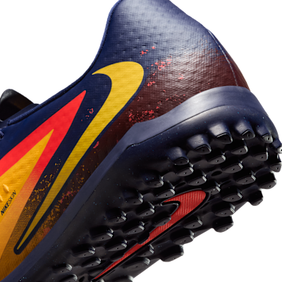 Tacos de fútbol para pasto sintético (turf) Nike Phantom 6 Low Academy "Erling Haaland"