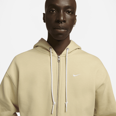 Nike Solo Swoosh Men's Full-Zip Hoodie. Nike UK