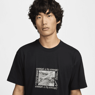 Nike Sportswear 男款 T 恤