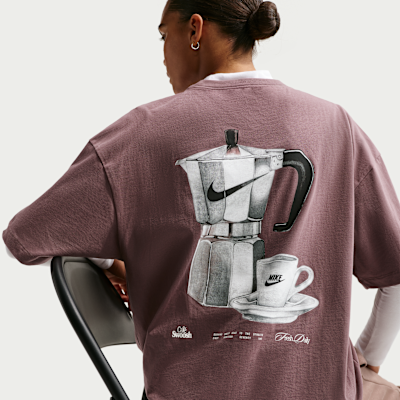 Nike Sportswear Women's Oversized Short-Sleeve T-Shirt