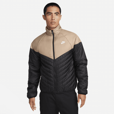 Nike Sportswear Windrunner 男款Therma-FIT 中磅數羽絨外套。Nike TW