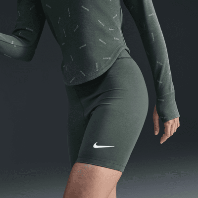 Nike Sportswear Classic Bike-Shorts mit hohem Taillenbund für Damen (ca. 20,5 cm)