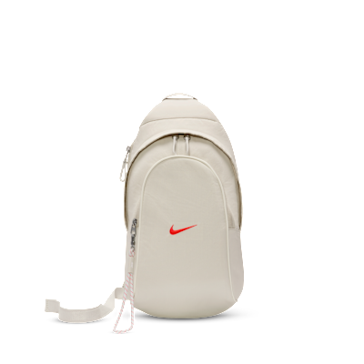 Nike Sportswear Essentials