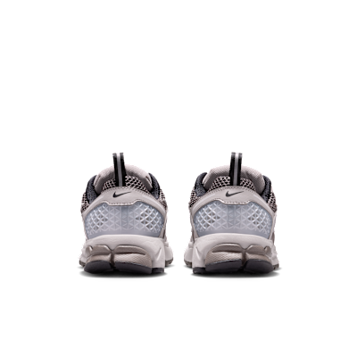 Nike Vomero 5 Big Kids' Shoes