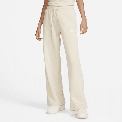 Nike Sportswear Club Fleece Women's Mid-Rise Wide-Leg Sweatpants