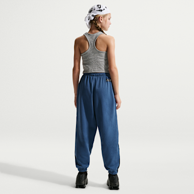 Nike Sportswear Older Kids' (Girls') Fleece Trousers