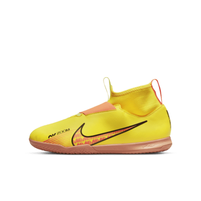 nike yellow soccer cleats