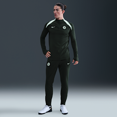 Chelsea F.C. Strike Elite