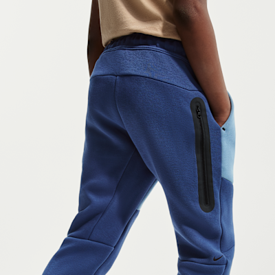 Nike Sportswear Tech Fleece Older Kids' Joggers