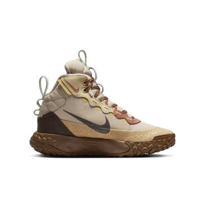 Nike Terrascout Older Kids' Boot. Nike SG