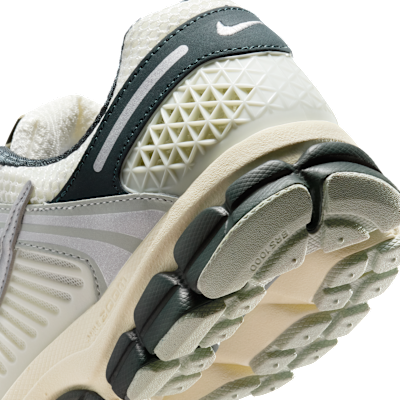Nike Zoom Vomero 5 Women's Shoes
