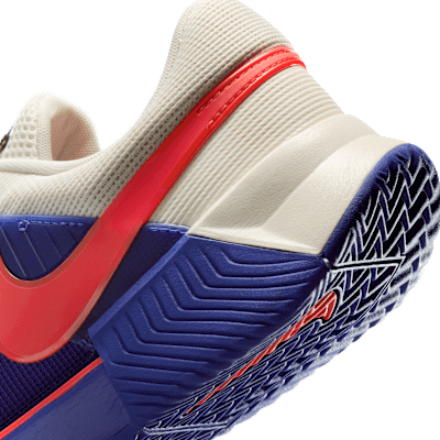 Nike GP Challenge 1 Premium Men's Clay Court Tennis Shoes