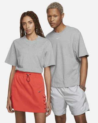 Женская футболка Nike Sportswear Essential Boxy