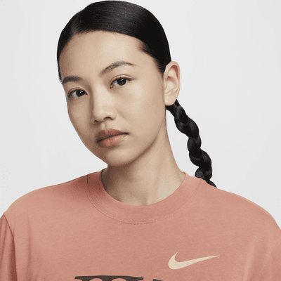 เสื้อยืดผู้หญิง Nike Sportswear Classic