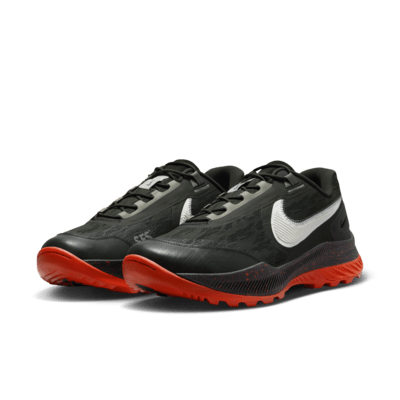 Tenis para el aire libre Elite para hombre Nike React SFB Carbon Low