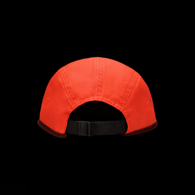 หมวกแก๊ปไร้โครง Swoosh Nike Dri-FIT Fly