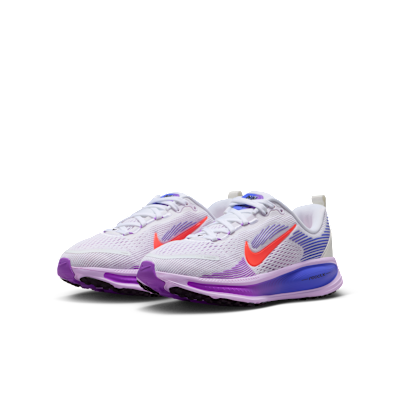 Nike Vomero 18 Straßenlaufschuh (ältere Kinder)