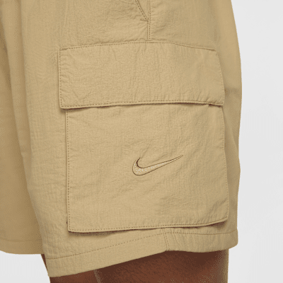 Shorts cargo con forro completo de 18 cm para hombre Nike Swim Voyage