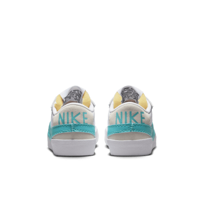 Tenis para mujer Nike Blazer Low '77 Jumbo