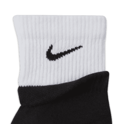 Nike Everyday Plus Cushioned Training Ankle Socks. Nike MY