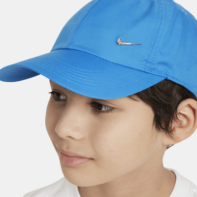 Cappello destrutturato con Swoosh in metallo Nike Dri-FIT Club – Bambini