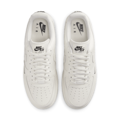 รองเท้าผู้หญิง Nike Air Force 1 ’07 Essential