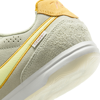 Nike Tiempo Streetgato LE Indoor/Court Low-Top Soccer Shoes