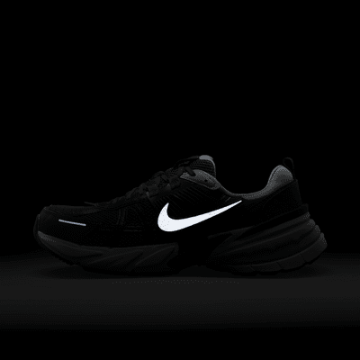 Nike V2K Run schoenen