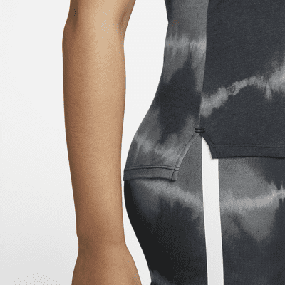 Nike Dri-FIT One Luxe Women's Training Tank