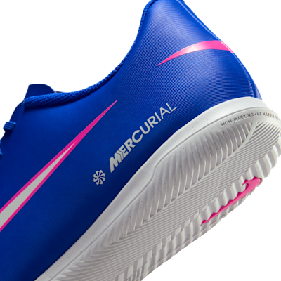 Nike Mercurial Vapor 16 Club Indoor Court Low-Top Football Shoes
