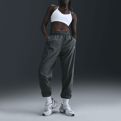 Nike Sportswear Classic Wovens Women's UV Protection Mid-Rise Loose Joggers