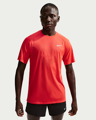 Мужские шорты Nike Stride Dri-FIT ADV Short-Sleeve Top для бега