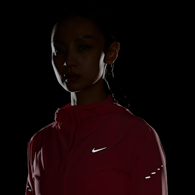 나이키 스위프트 여성 리펠 패커블 러닝 재킷