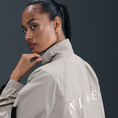 Nike Sportswear Windrunner Women's Oversized Jacket