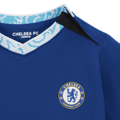 Chelsea F.C. 2022/23 Home Baby Football Kit. Nike CH