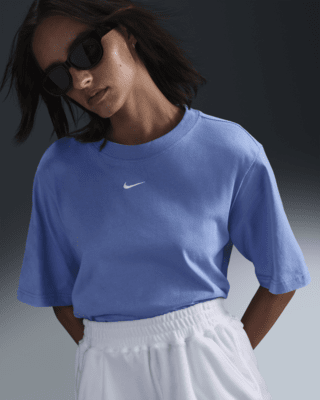 Женская футболка Nike Sportswear Essential