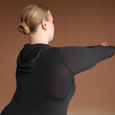 Sudadera con gorro y cierre completo para mujer NikeSKIMS Weightless Layers