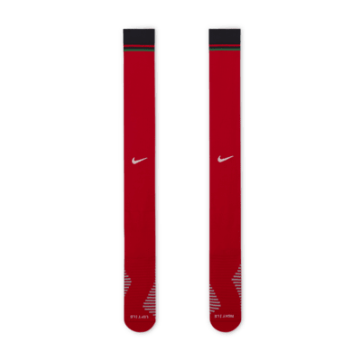 Długie skarpety piłkarskie Nike Dri-FIT Portugalia Strike (wersja domowa)