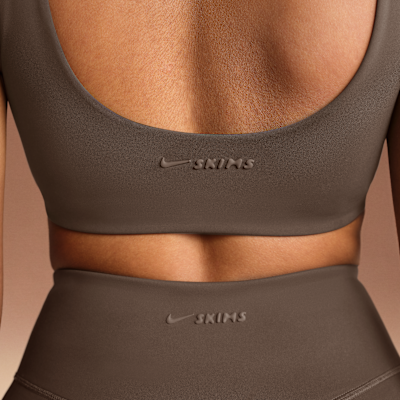 NikeSKIMS Matte Women's Scoop-Neck Bra